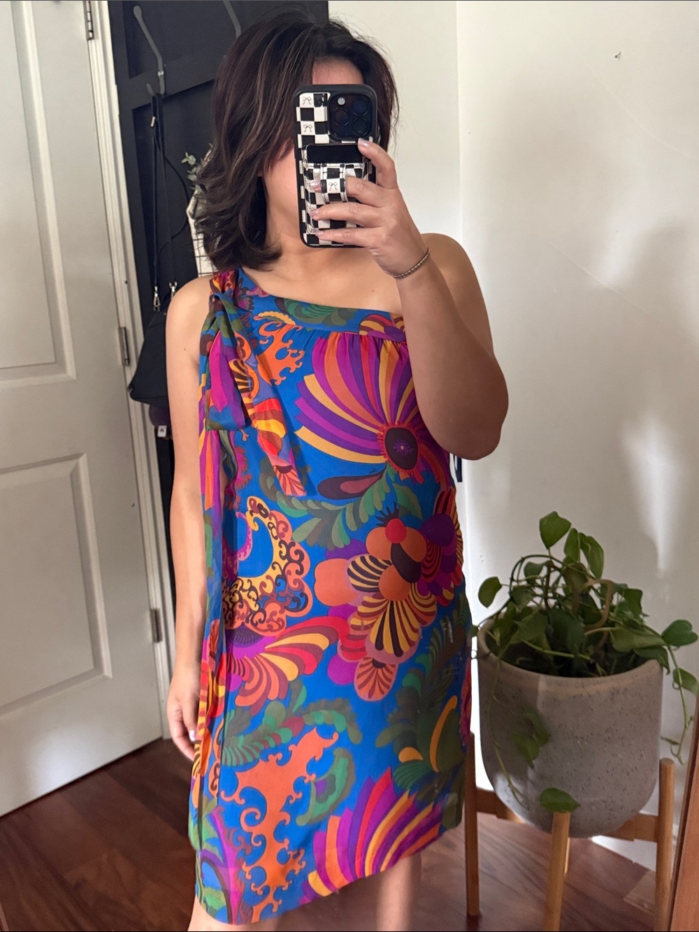 Banana Republic X Trina Turk Coachella 100% Silk One Shoulder Dress. 4
